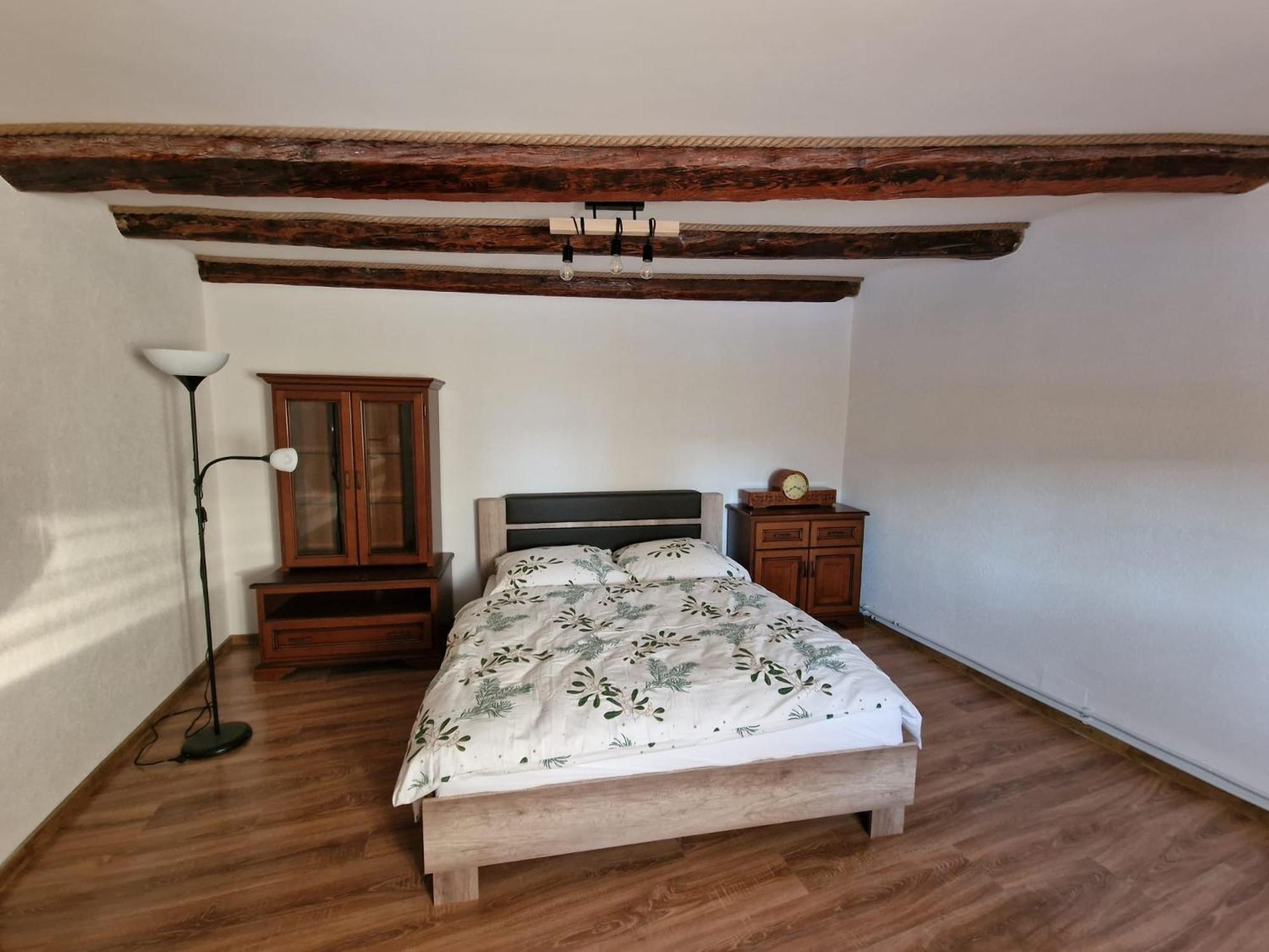 Apartman Velicka Vinaren Poprad Esterno foto