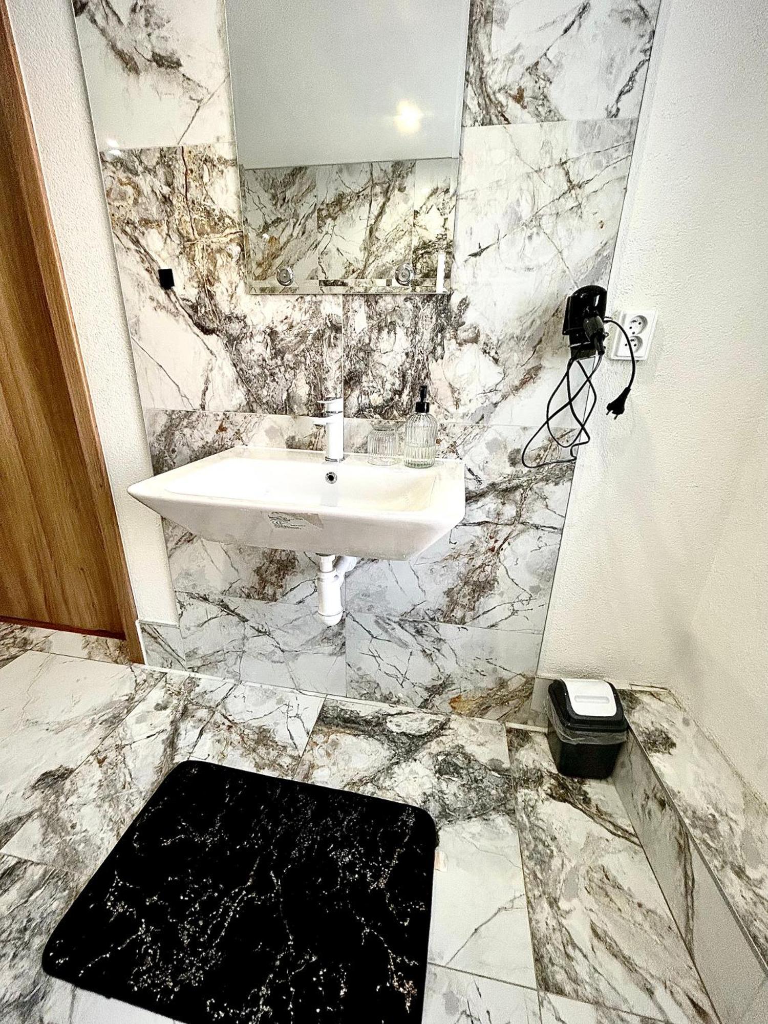 Apartman Velicka Vinaren Poprad Esterno foto